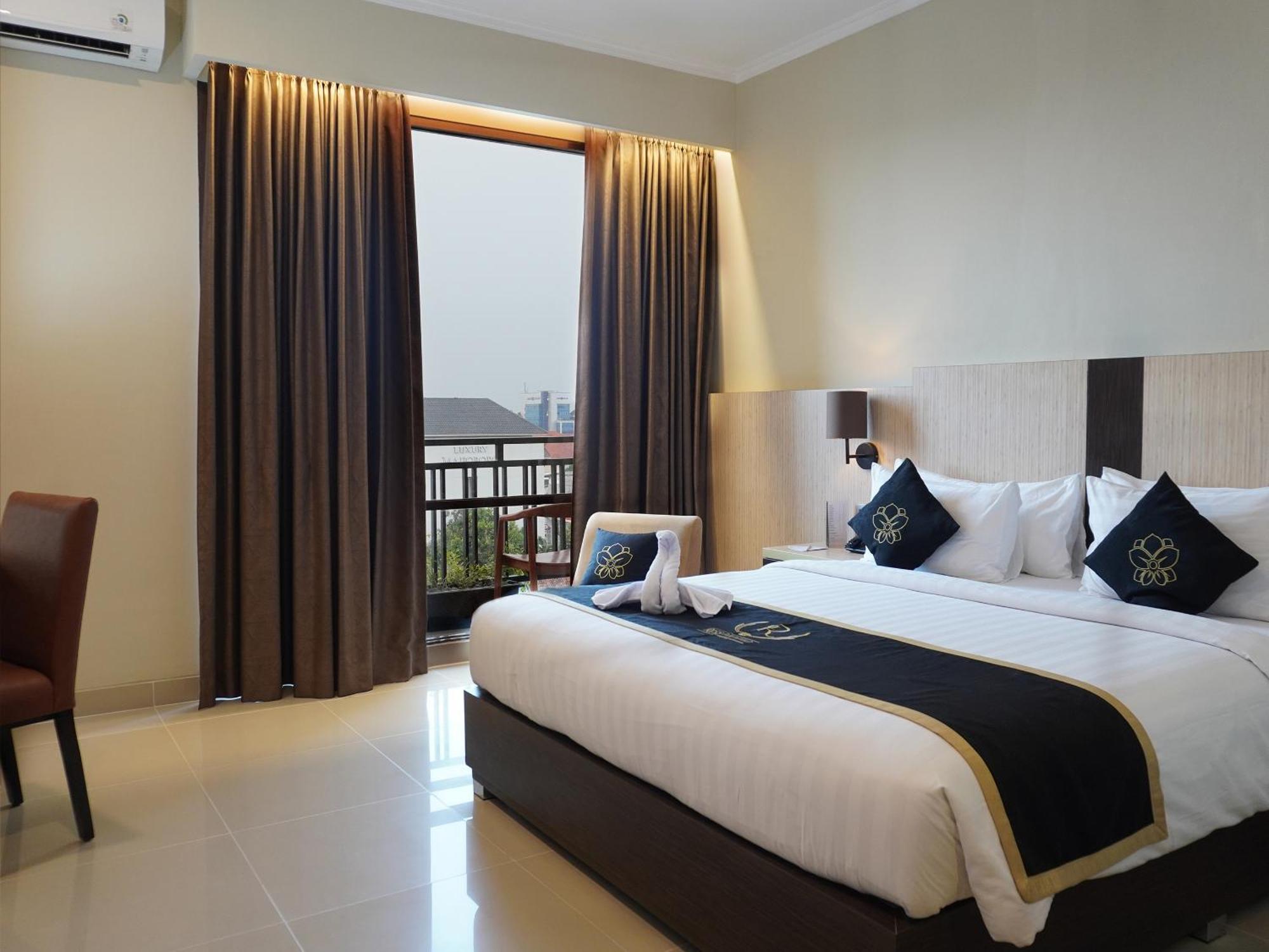 Riss Hotel Malioboro Yogyakarta Exterior foto